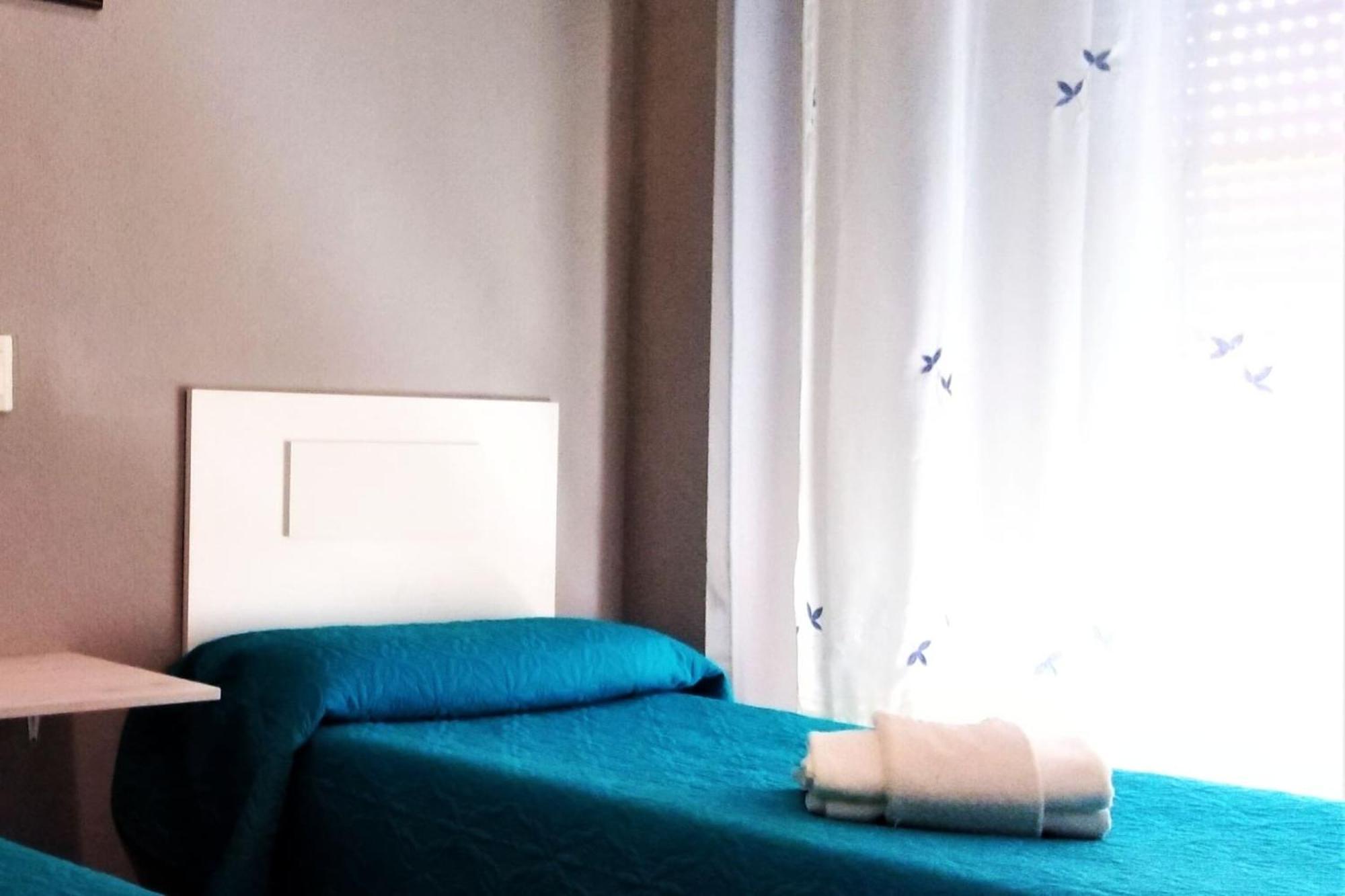 Vacansis Habitaciones De Hostal A Primera Linea De Playa En קויירה מראה חיצוני תמונה