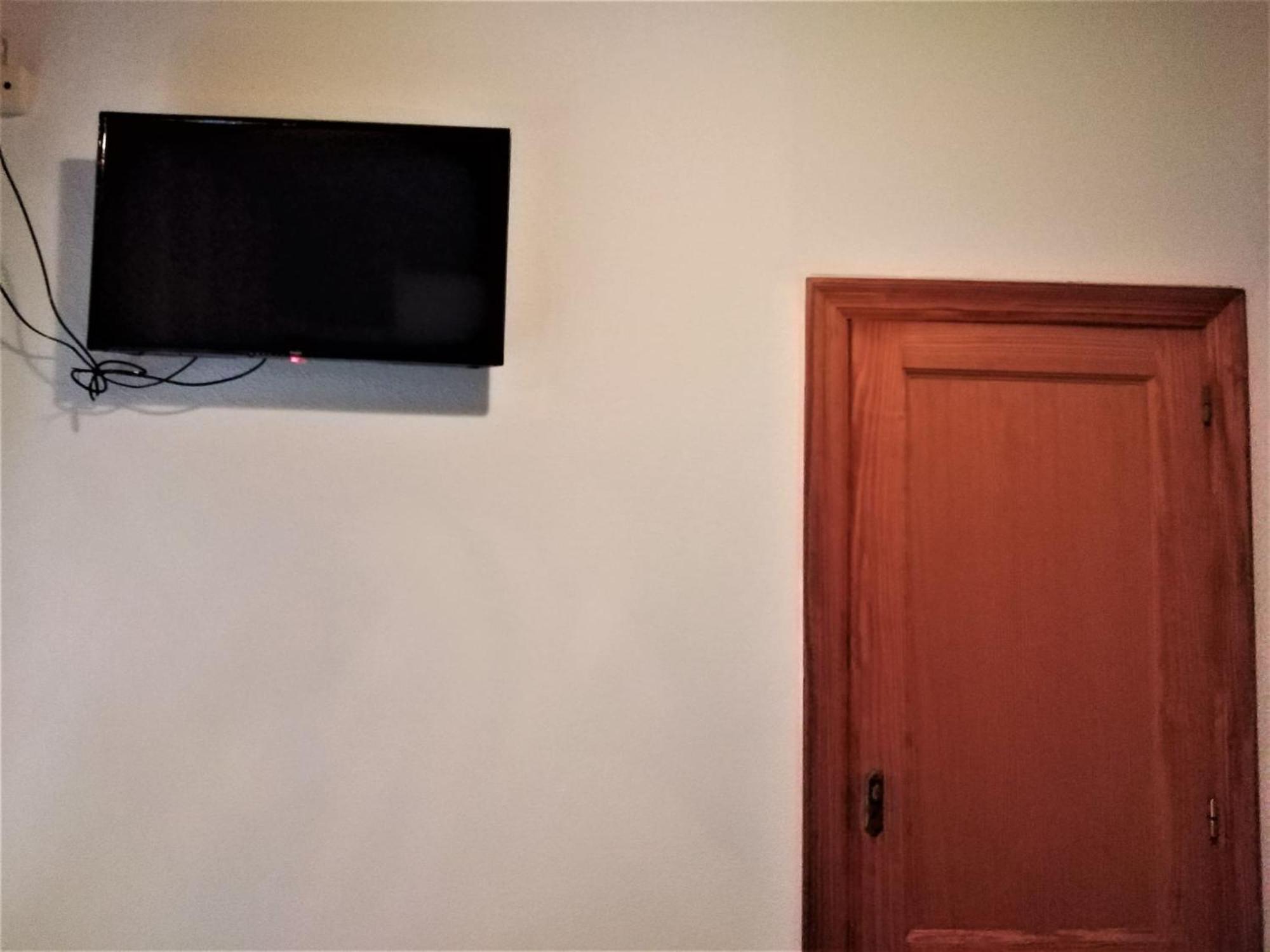 Vacansis Habitaciones De Hostal A Primera Linea De Playa En קויירה מראה חיצוני תמונה